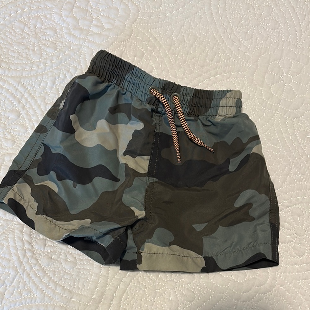 Mango Green and Black Shorts Elastic Waist